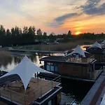 ספינת מלון Hausboot Harmonie