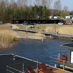 Hausboot Harmonie * Bitterfeld-Wolfen