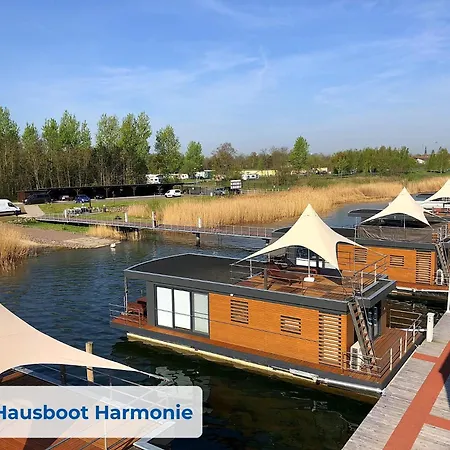 Botel Hausboot Harmonie Bitterfeld-Wolfen
