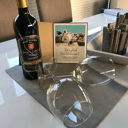 Hausboot Harmonie Hotel en barco Bitterfeld-Wolfen