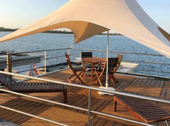 Hausboot Harmonie Bitterfeld-Wolfen