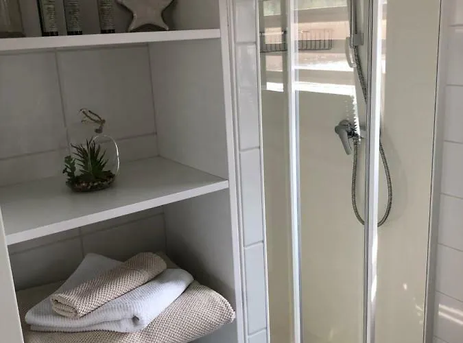 Hausboot Harmonie Hotel na wodzie *