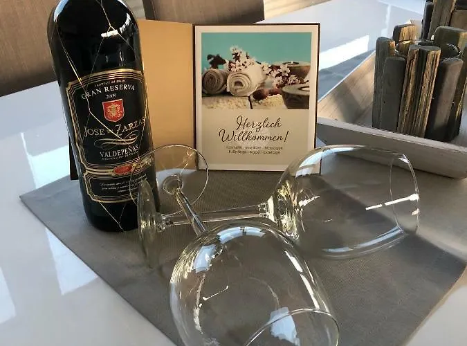 Hausboot Harmonie Båthotell Bitterfeld-Wolfen